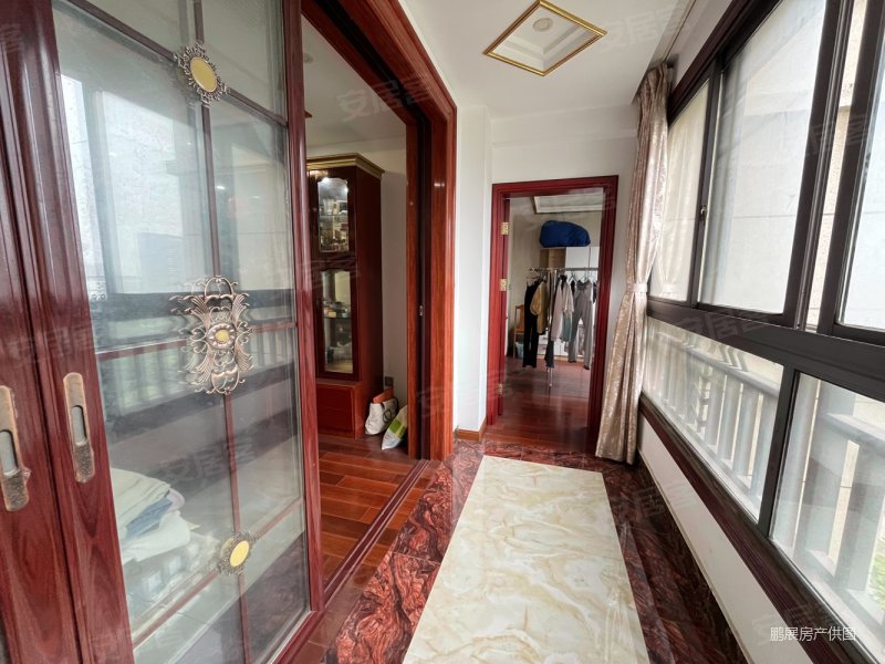 急卖琴湖壹号精装三室楼层好有钥匙随时看