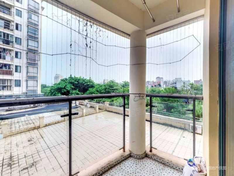 地铁口 公园旁 新出好房锦龙名苑精装三房满五红本厅出阳台