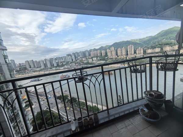 【多图】庆隆海客瀛洲,朝天门租房,朝天门一线江景,精装修,面朝长江