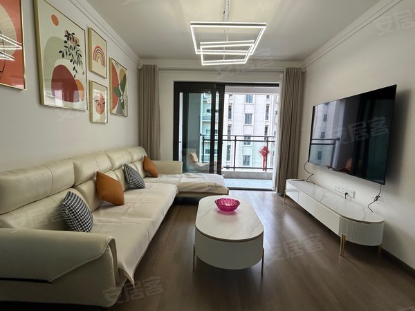 重庆永川凤凰湖万科城城璟凤凰湖旁 万科城精装三室洋房 家具家电齐全