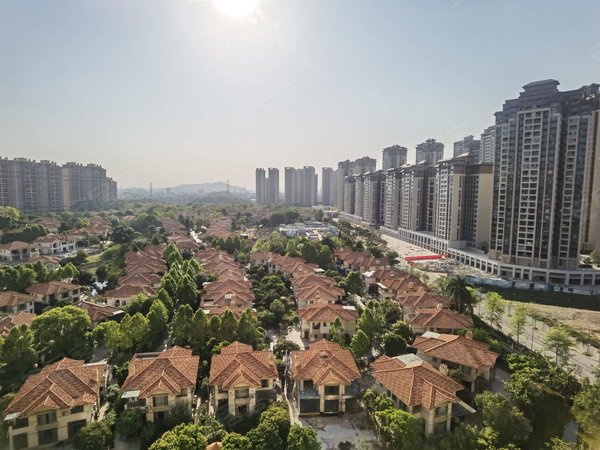 广州增城广园东翡翠绿洲森林半岛干净整洁,全屋定制大三房,家私家电