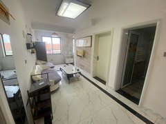 威海环翠世昌大道寨子 潍坊路 5楼 3室 精装地暖 家电家具齐 全免费停车出租房源真实图片