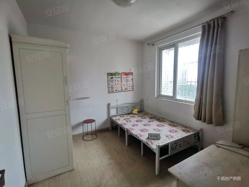 南北通透 购物方便 商品房 中间楼层 出行方便 小三房,西善花苑万福园