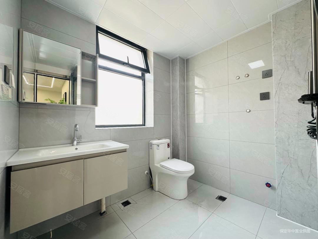 东部风景3室2厅1卫104㎡南北66.8万