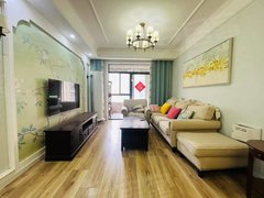 合肥滨湖新区环湖CBD新鲜出炉宝能一期自住精装~两房三台空调紧邻地铁银行银泰水街出租房源真实图片