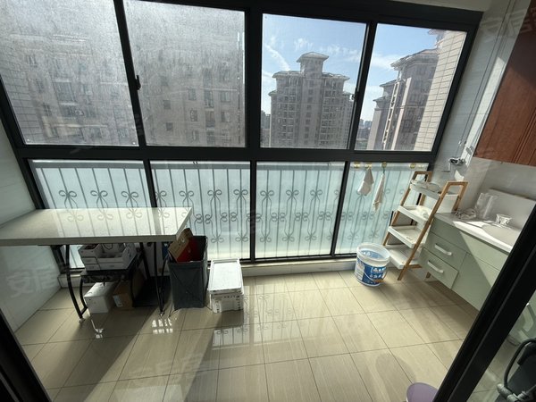 上海宝山通河新村宝宸共和家园宝宸共和家园精装修3房出租出租房源