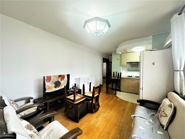 上海徐汇田林千鹤小区南北通透 近地铁 医院 固定车位 业主急租 随时