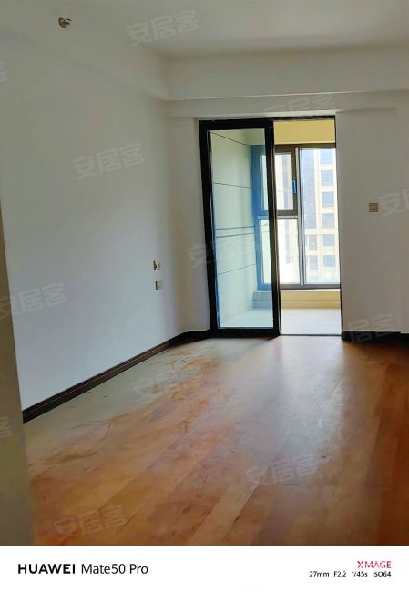 新城阅璟台!电梯入户彩光通透大3房!急售!价格可议