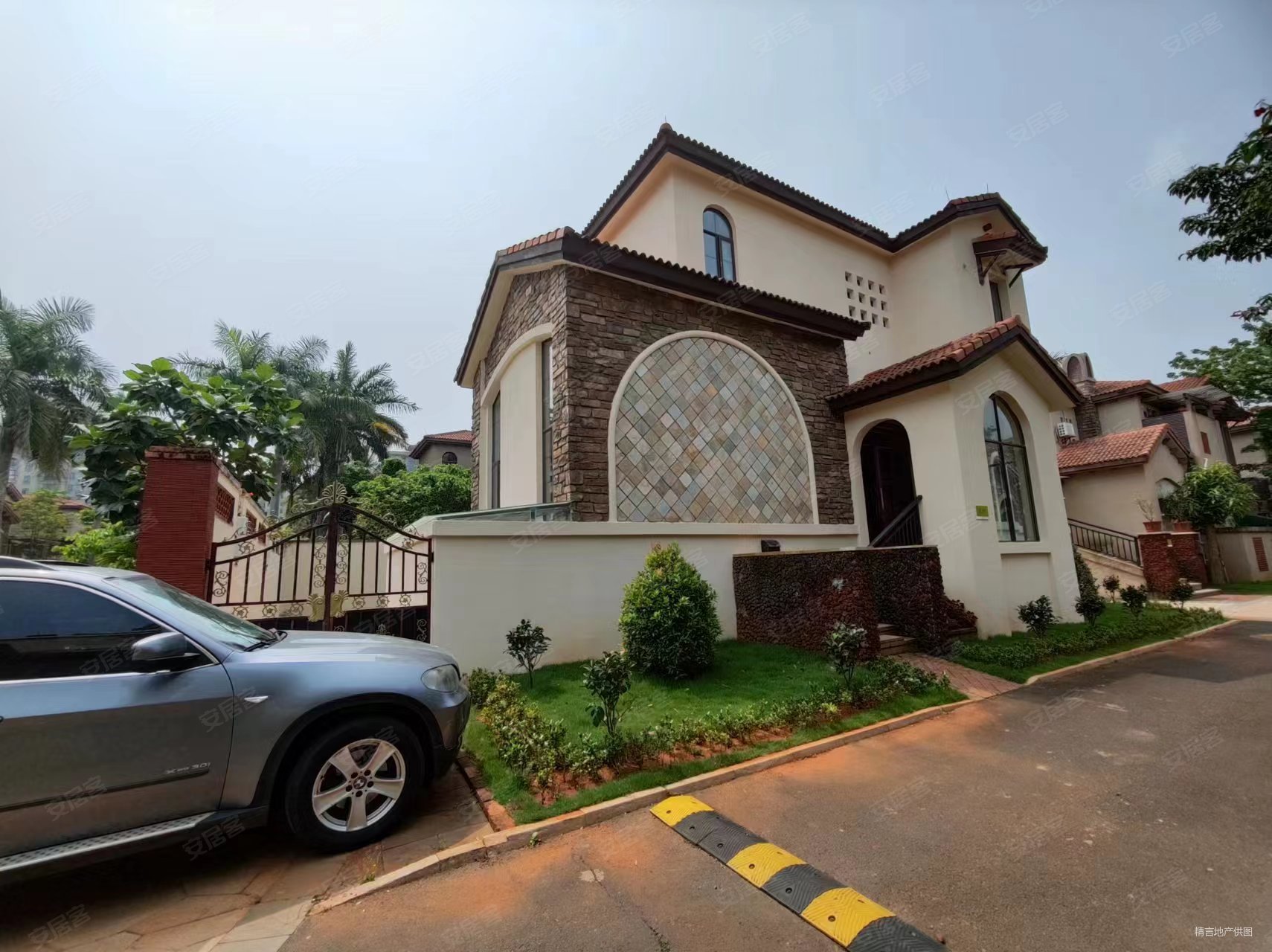 田德海泉湾6室3厅5卫379㎡南北1110万