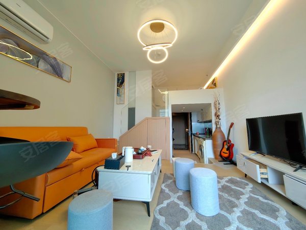 广州黄埔鱼珠保利鱼珠港(商住楼)地铁口公寓 保利鱼珠港 loft一居室