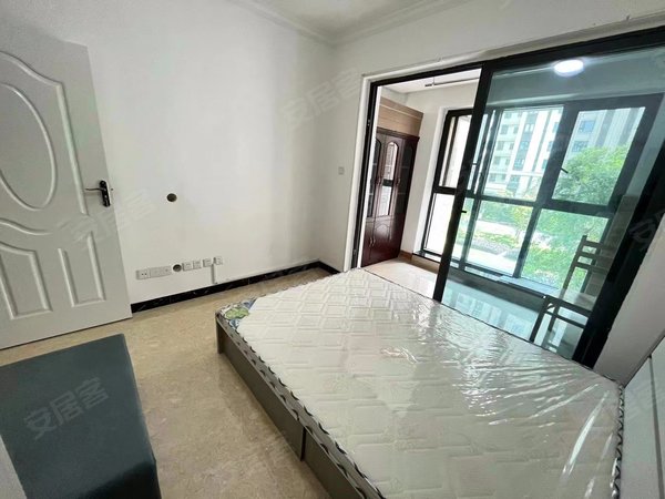 成都温江南熏大道康德馨苑c区无中介非 可月付 带阳台 电梯房 杨柳河