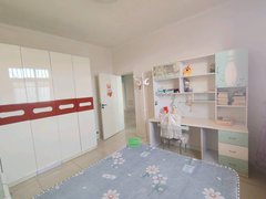 漯河郾城郾城城区实景拍摄 随时看房 步梯六楼 无物业费停车费 市实验小学对面出租房源真实图片