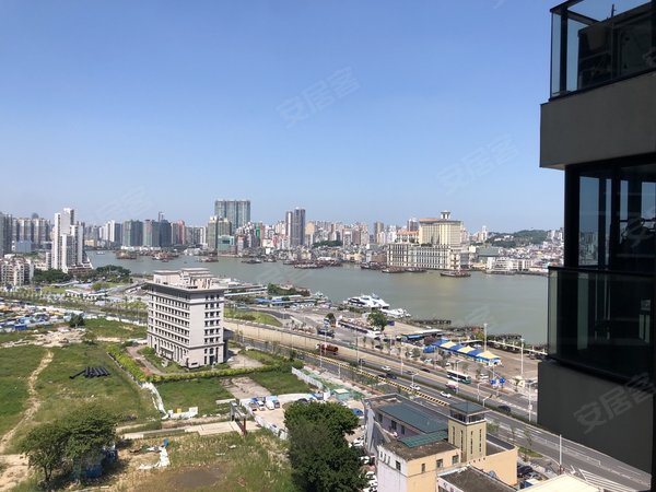 珠海横琴湾仔华发峰景湾湾仔口岸旁华发峰景湾精装三房两卫南北通透双