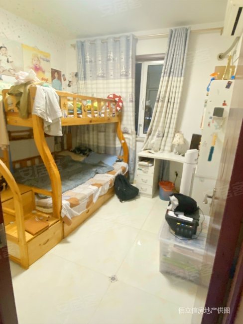 金色家园,南北通透,61万,带车位,送家电家具