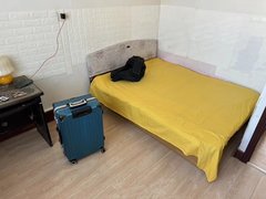 丹东振兴六纬路小学学区工业小区 2室 700包取暖 季度付 家具家电齐全出租房源真实图片