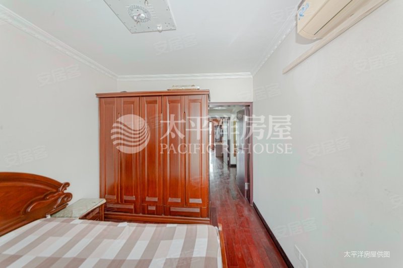 上海康城2室2厅2卫117.68㎡南439万