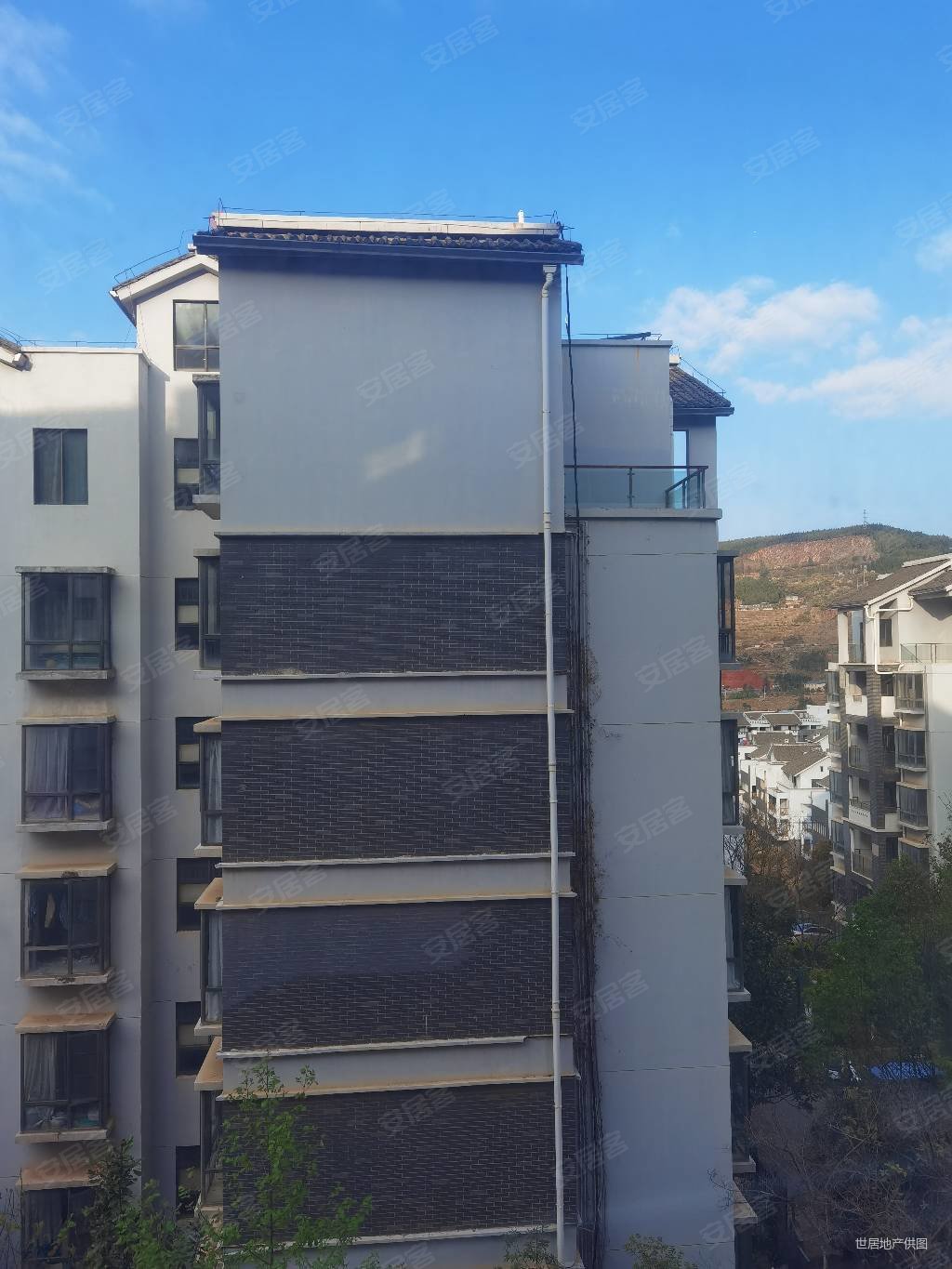 昆明玉器城3室2厅2卫89.86㎡东西50万