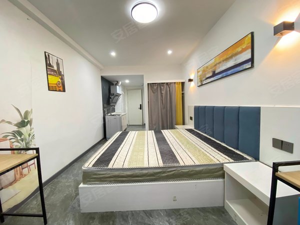 南昌青山湖洪都大道隆鑫广场(商住楼)房东直租可短租可月付2号线顺外