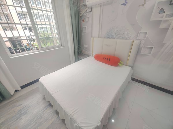 【多图】缤纷小区,区政府租房,近星民站 奥体中心站 无中介 多套可选