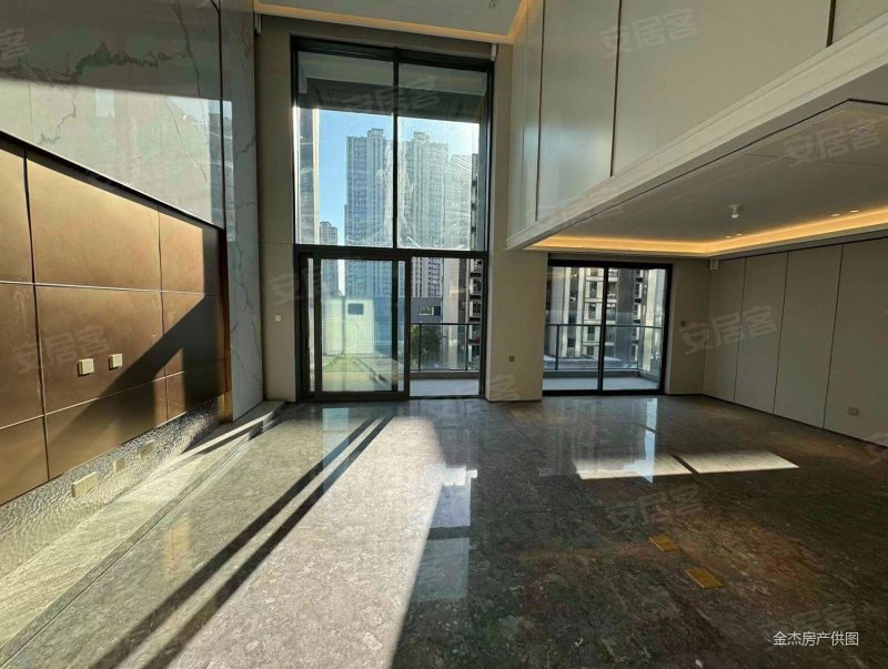 售楼处直签客餐厅挑高63米市政府板块华宇新城天镜