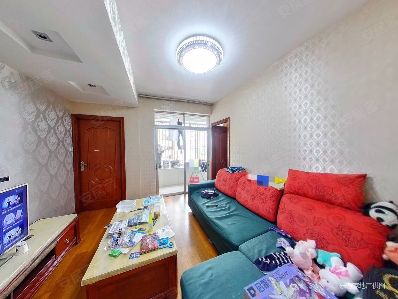 国城花园 商品房 购物方便 精装修 近地铁 小三居