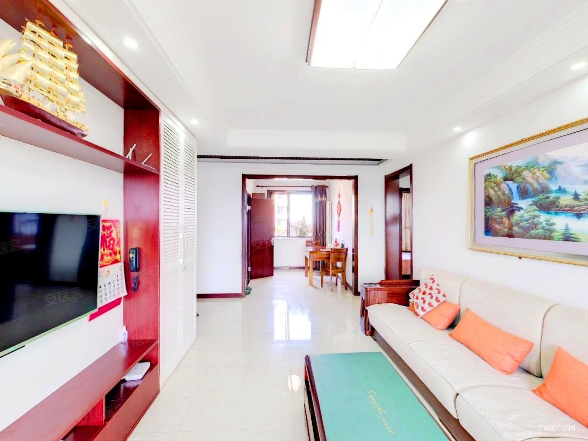 8号线旁 金隅满堂经典小三居已改两居 精装几乎未住急售随时看