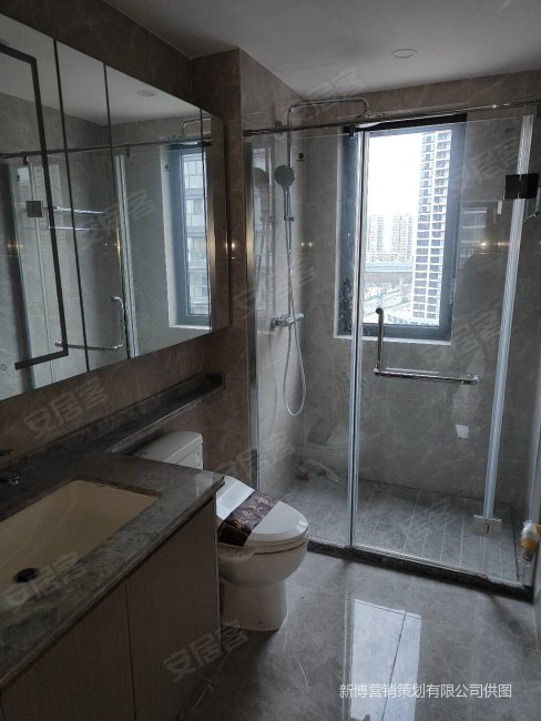 德信旭辉御宸府13951平320万4室2厅2卫