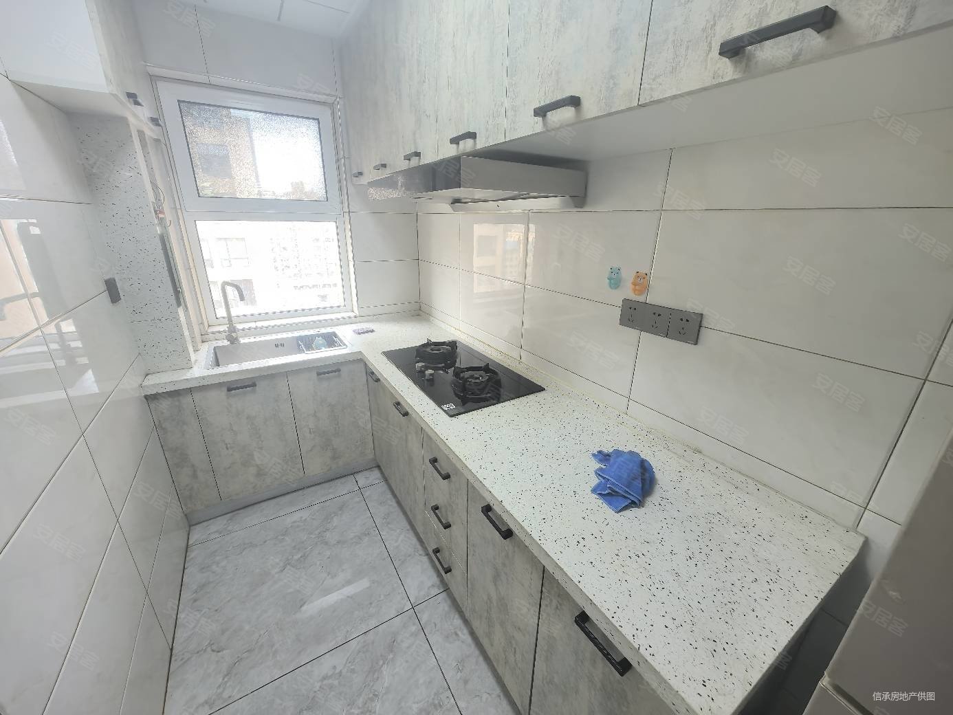 中央一品2室2厅1卫73.39㎡南北32.5万