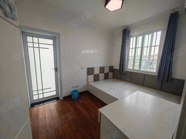 镇江润州南徐新城周边新城花园B区新城花园B区 3室2厅1卫 123平 电梯房 精装修出租房源真实图片