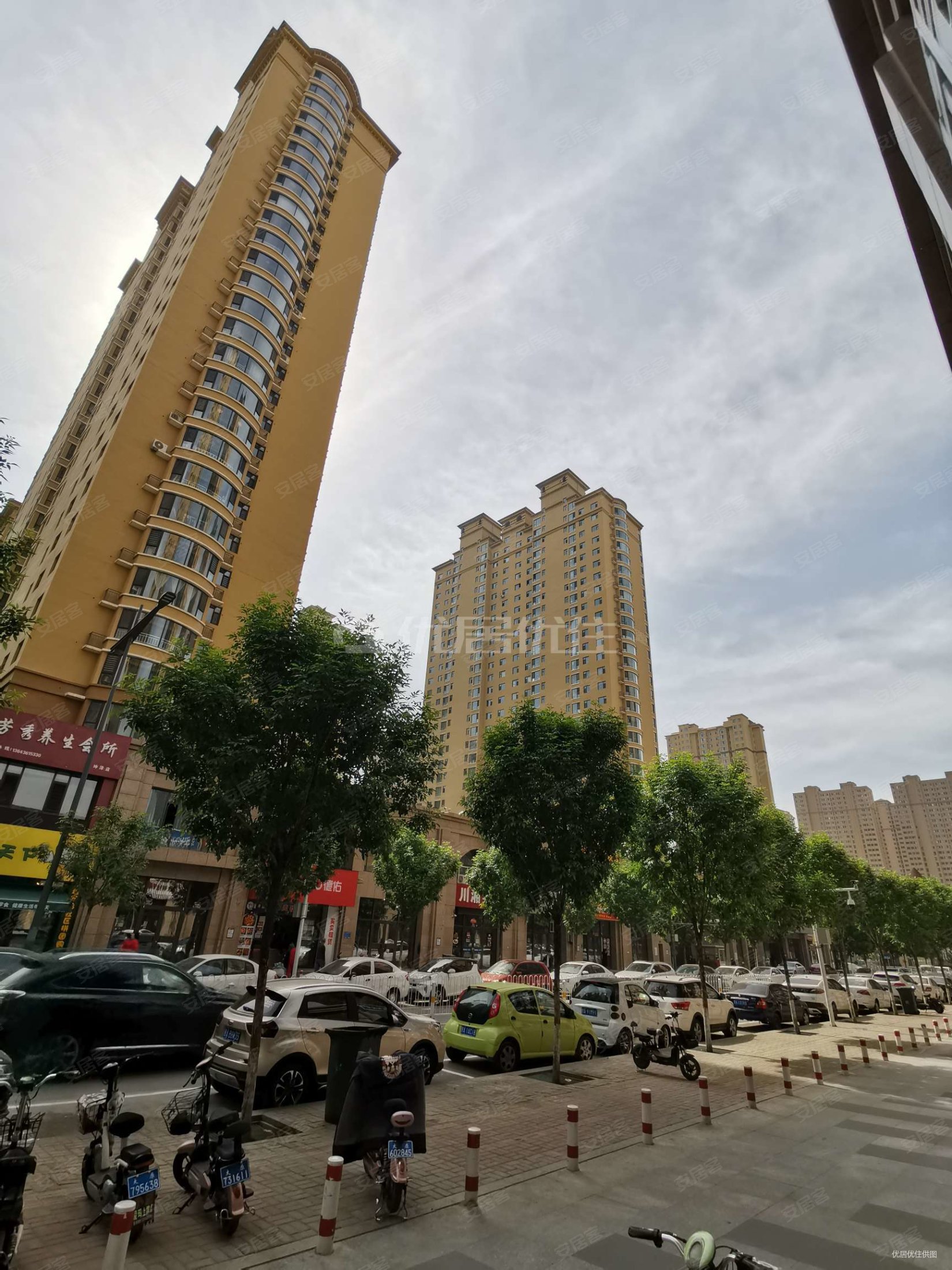 小店昌盛街坤泽十里城3室2厅1卫108.0平米 大红本满2