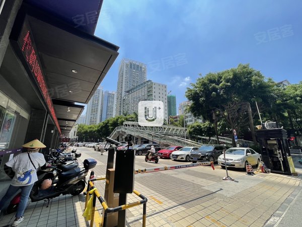 南宁青秀东葛路联发臻品市中心 东葛路联发臻品大单间出租 交通便利