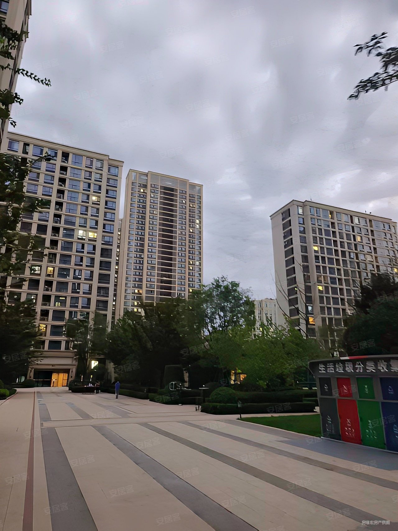 陆港绿城西安全运村子衿苑北苑