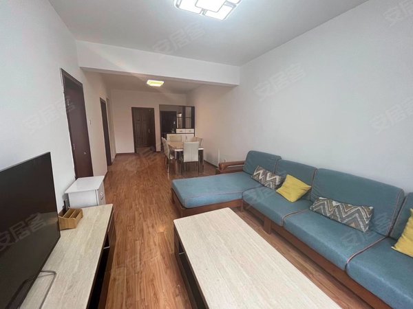 金星立交桥租房,同德广场北京路中间楼层带家具出租付款灵活钥匙,盘龙