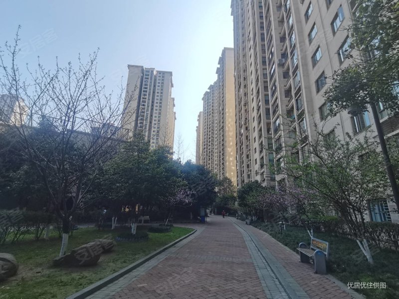 贵阳房产网>贵阳二手房>小河经开区二手房>小河转盘二手房>山水黔城一