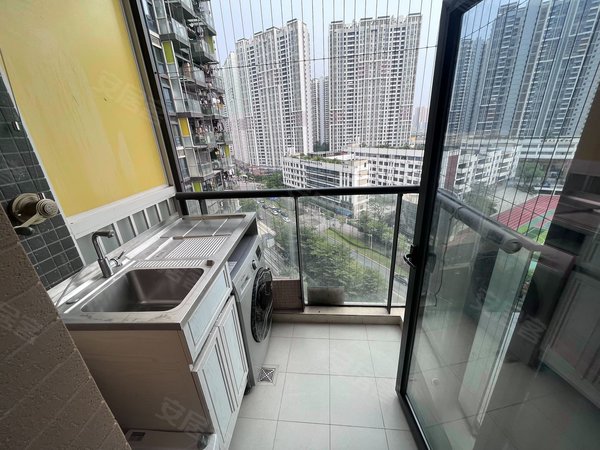 体育公园旁 珑门名苑 精装朝南三房家私齐全,龙华租房-深圳58安居客