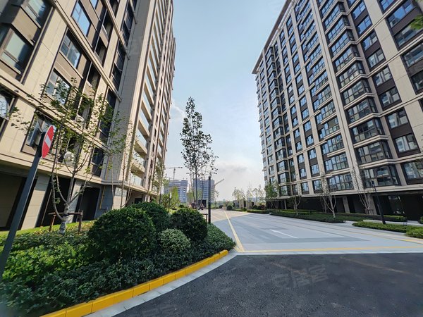 上海青浦徐泾虹桥悦澜有钥匙看房方便!地铁口的精装3房户型!