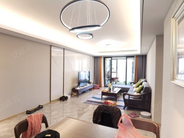 常州新北万达新城樾隽中央(新城物业租售)新城樾隽 精装4房143平米