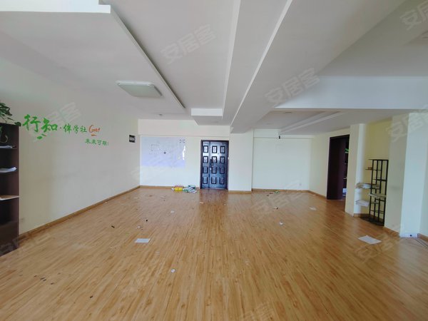 兰州城关东方红广场亚太大厦教育培训辅导班公司可注册精装修开间大亚太大厦电梯房广场西口出租房源真实图片