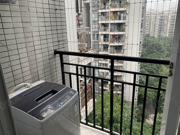 重庆南岸回龙湾回龙湾小区南岸区 回龙湾小区 二房 1700元月出租房源