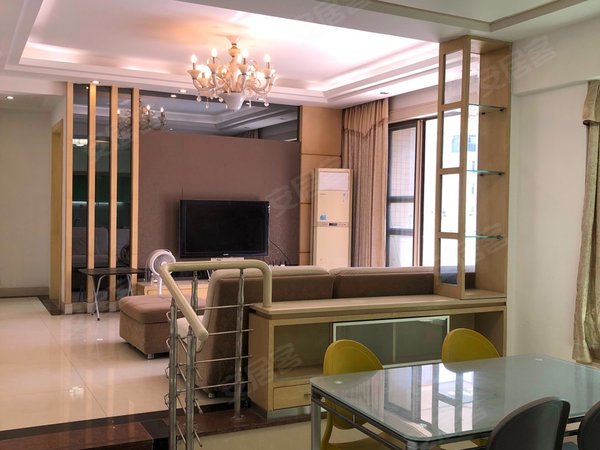 惠州惠城金山湖怡景华庭怡景华庭精装三房,家私家电齐全,直接拎包入住