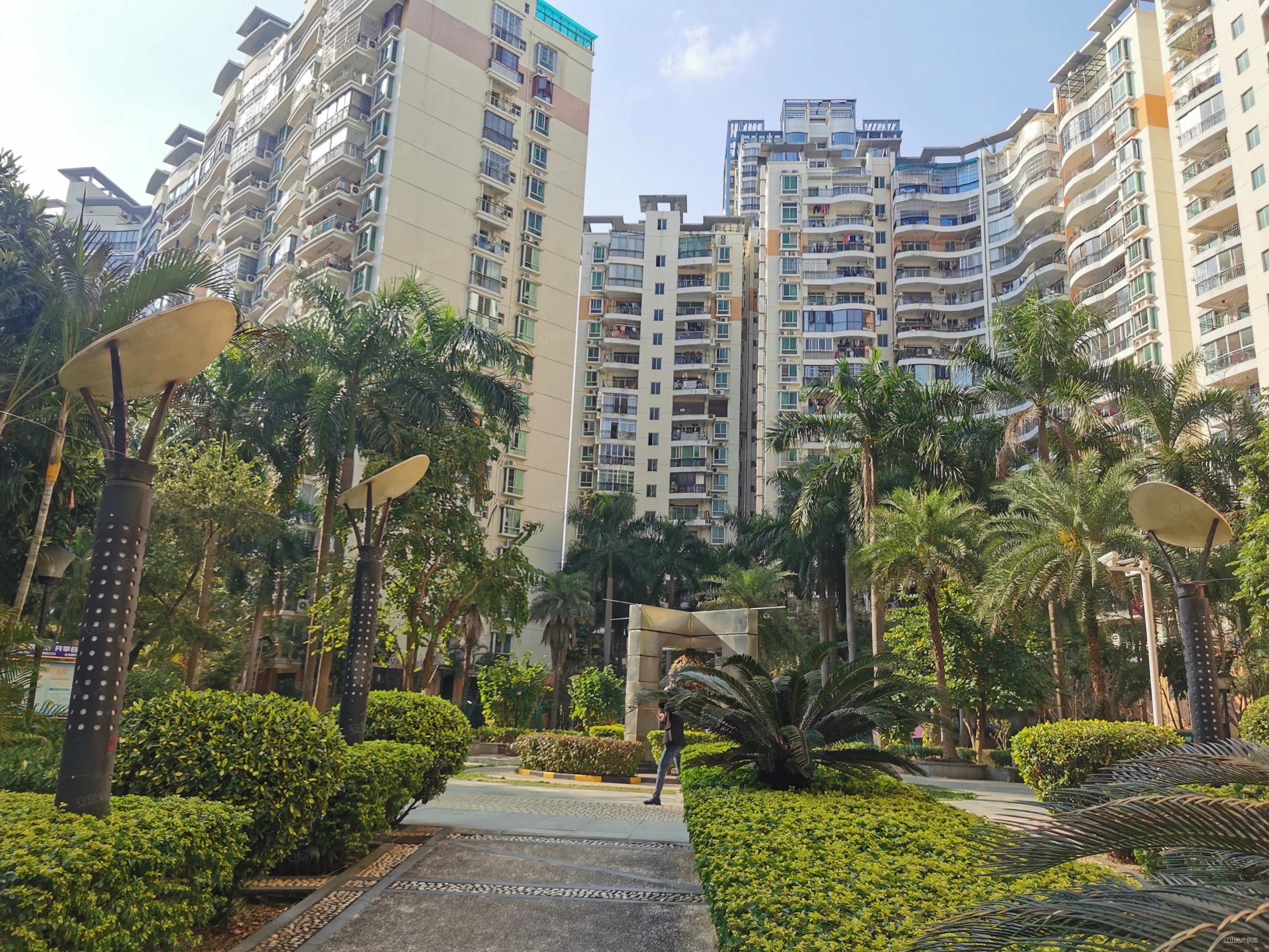 产权清晰 双卫 电梯房 高楼层视野无遮挡 商业配套成熟,中天世纪花园