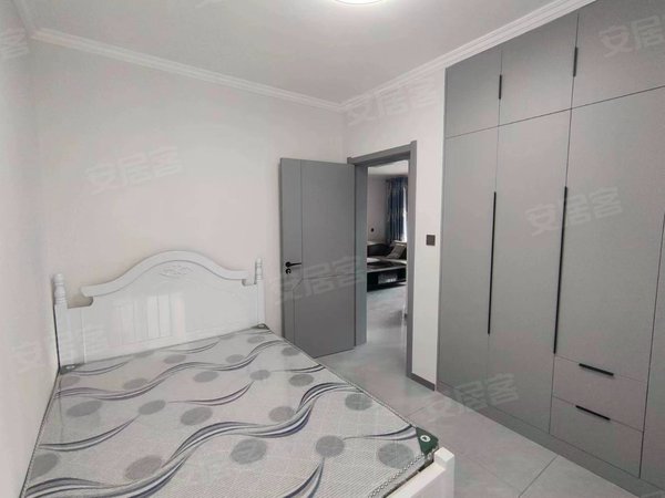 西安灞桥水香路尚璟鑫苑小区铁一中滨河学校咫尺 东城六小临近  两室