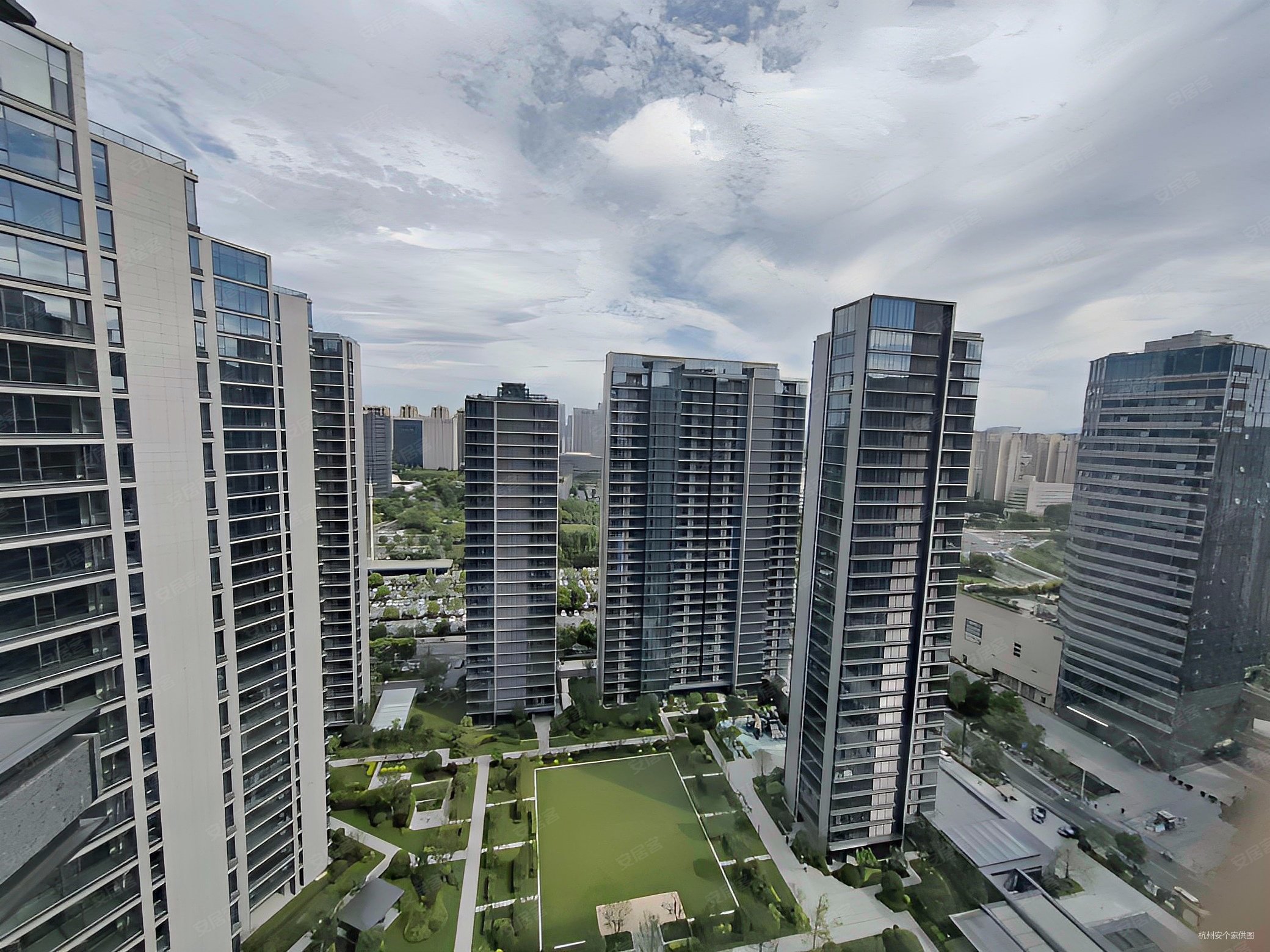 时代滨江丹枫四季