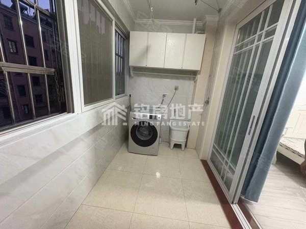 连云港东海东海市区滨河花园可短租 可月付 滨河花园步梯3室 2室朝阳