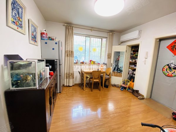 【多图】东湾小区,华泾租房,东湾小区 2室1厅1卫 57平 配套齐全 南北