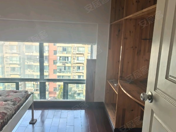南京江宁百家湖亲水湾花园亲水湾花园 2室2厅1卫出租房源真实图片
