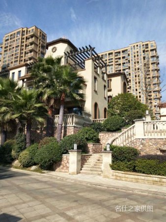 顺发康庄亚运村排屋项目总价800万起 一手房流程 只需个税