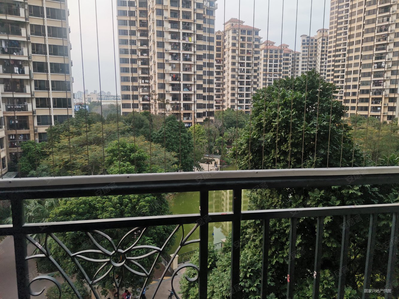 翠湖豪苑 满五 双卫 楼层好 医疗配套成熟 产权清晰