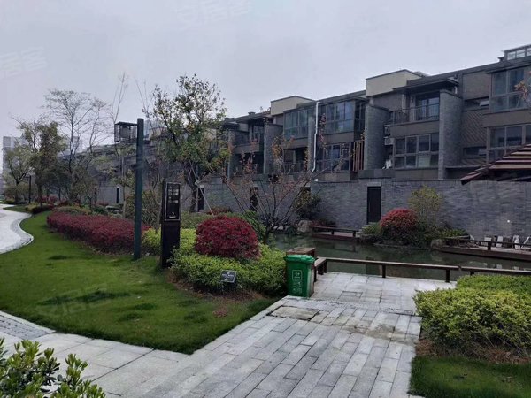 杭州余杭未来科技城青枫墅园鹭语阁青枫墅园排屋 地铁口别墅 上下5层