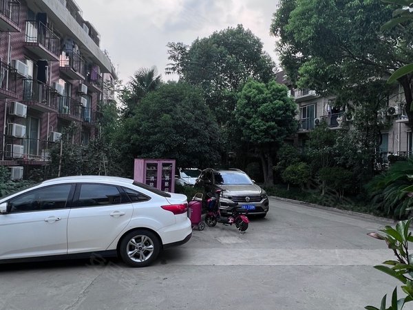 上海松江九亭翠亭别墅整租上海租房九号线九亭地铁口翠亭别墅一室户